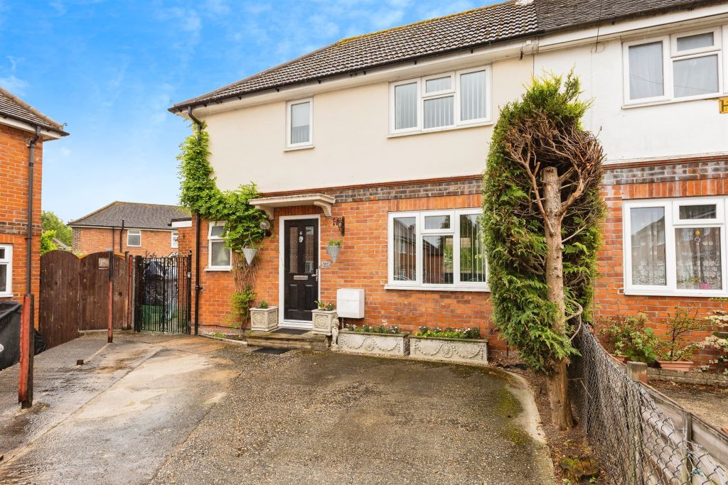 Property photo 1 of 17