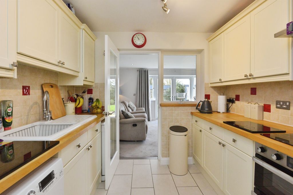 Property photo 2 of 18