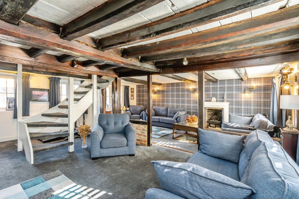 Property photo 2 of 21 Pbox-Img.Jpg