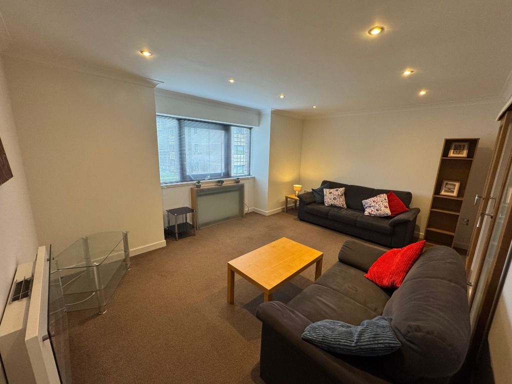 Property photo 3 of 10 Photo 3