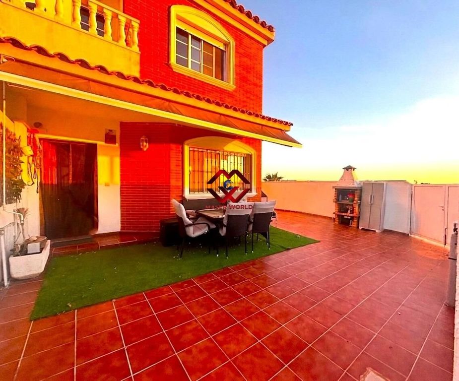 Property photo 1 of 31