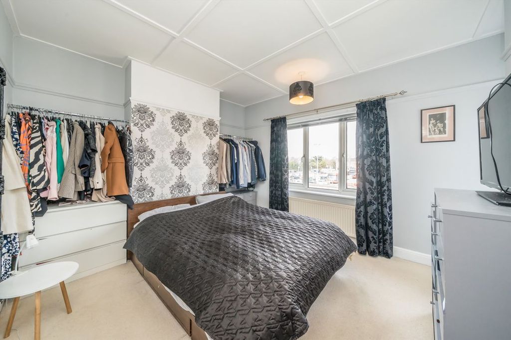 Property photo 3 of 4