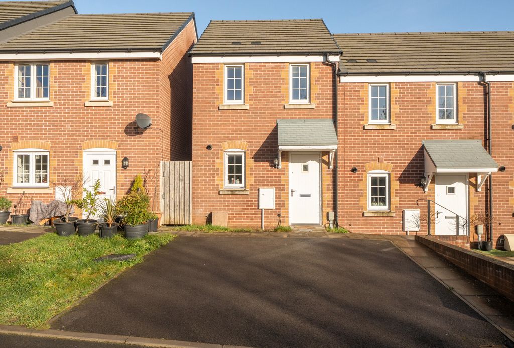 Property photo 1 of 14 1401006-15-696A22...