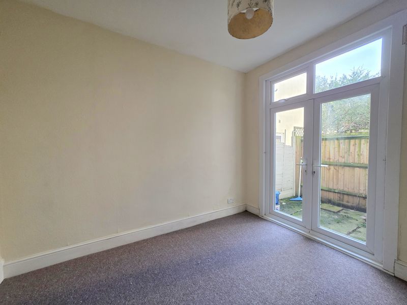 Property photo 3 of 5 Photo 5