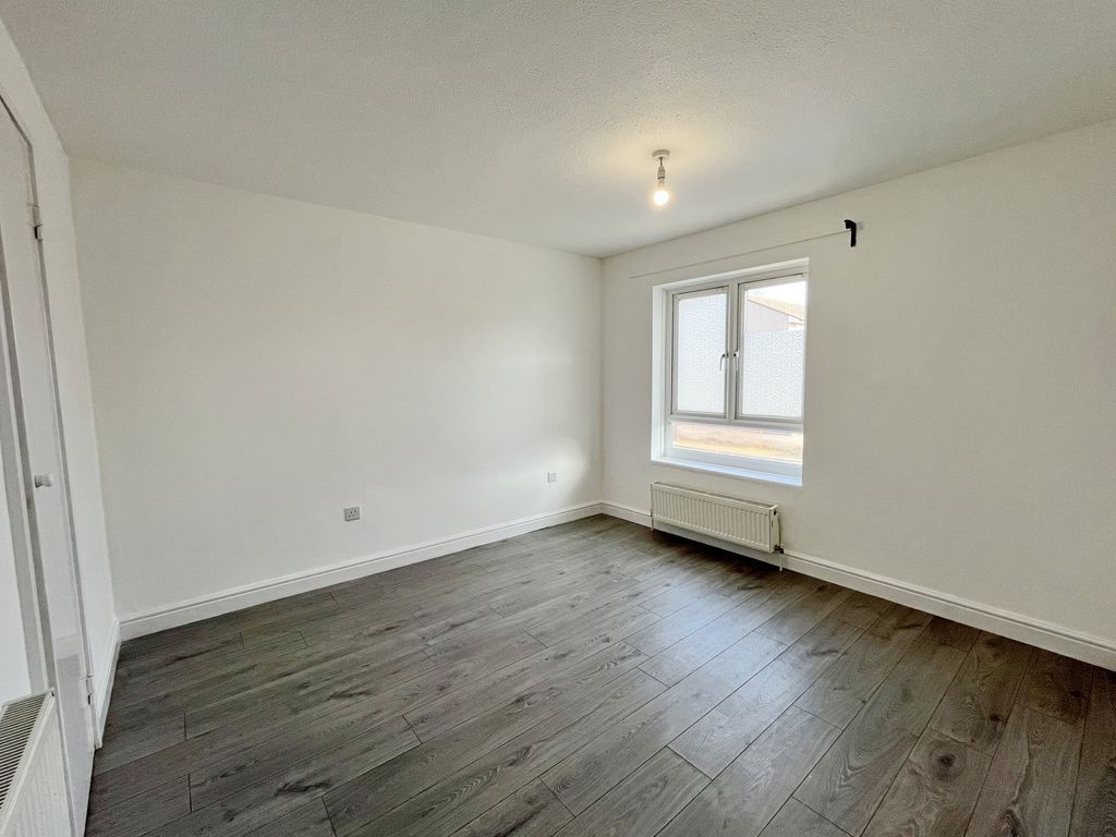 Additional image 13 of 3 bed maisonette for saleCommunity Road, Greenford UB6
