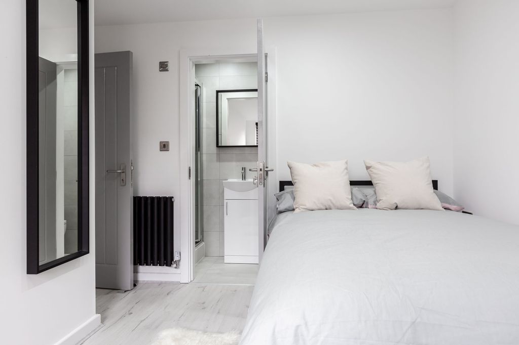 Property photo 3 of 4 A Bright And Inviting Master Bedroom Featuring A N...