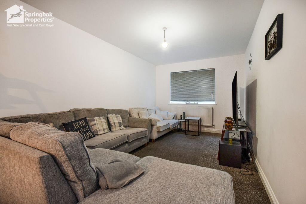 Property photo 2 of 17 Image 2