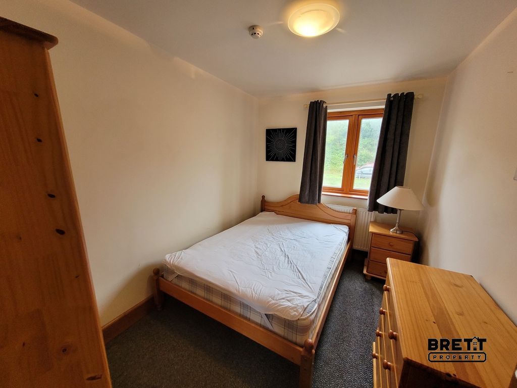 Additional image 6 of 2 bed flat for saleNelson Quay, Milford Haven, Pembrokeshire. SA73