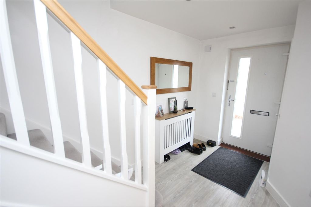 Property photo 3 of 18 Img_5756.Jpg