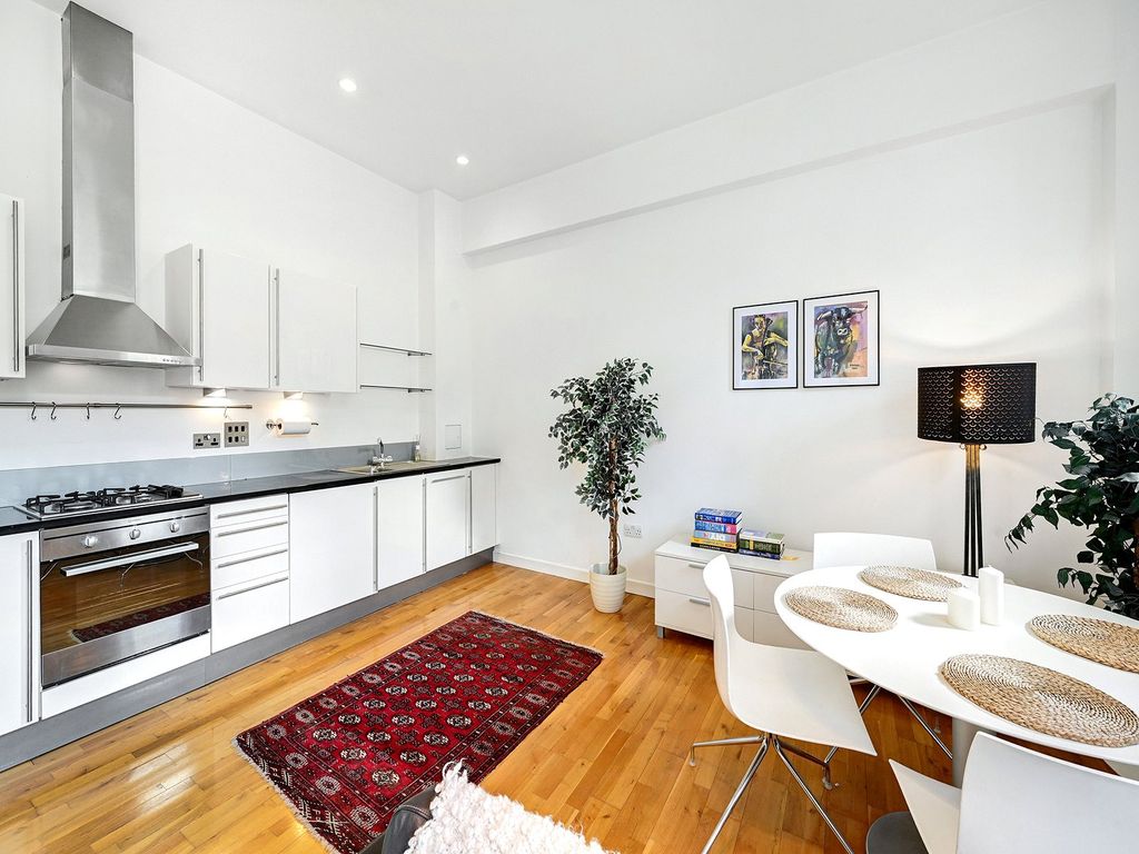 Property photo 2 of 10 King Street