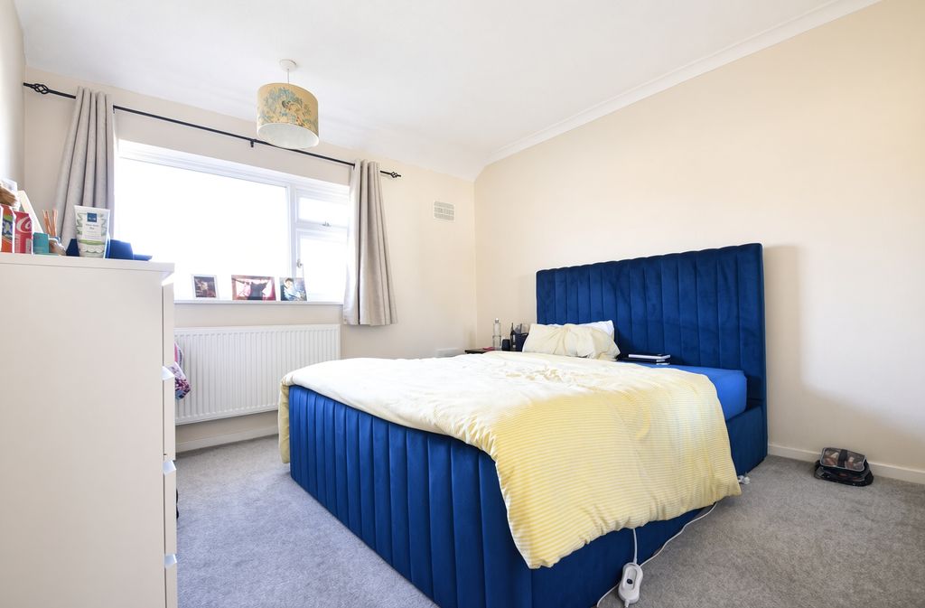 Property photo 2 of 11 U8N4H