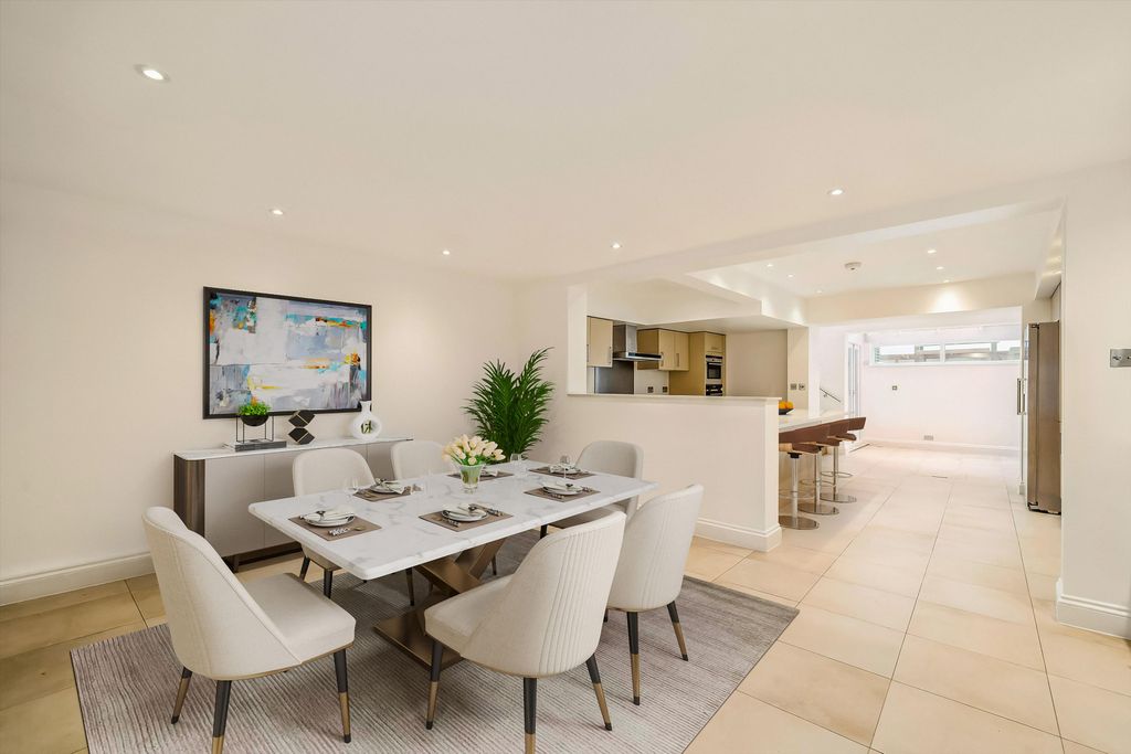 Property photo 2 of 20 Image