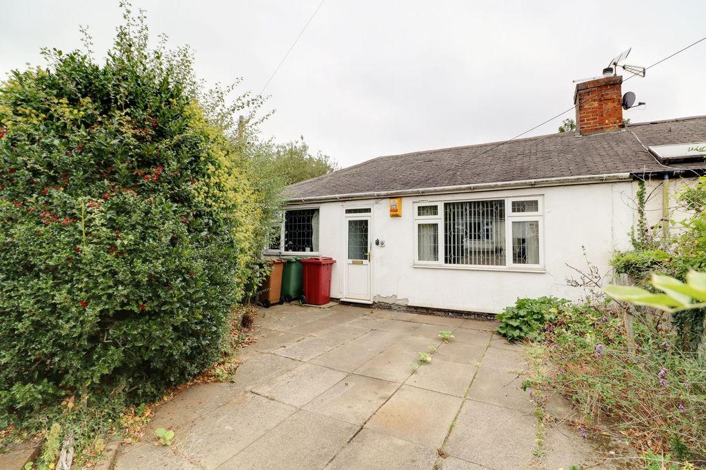 Property photo 1 of 13