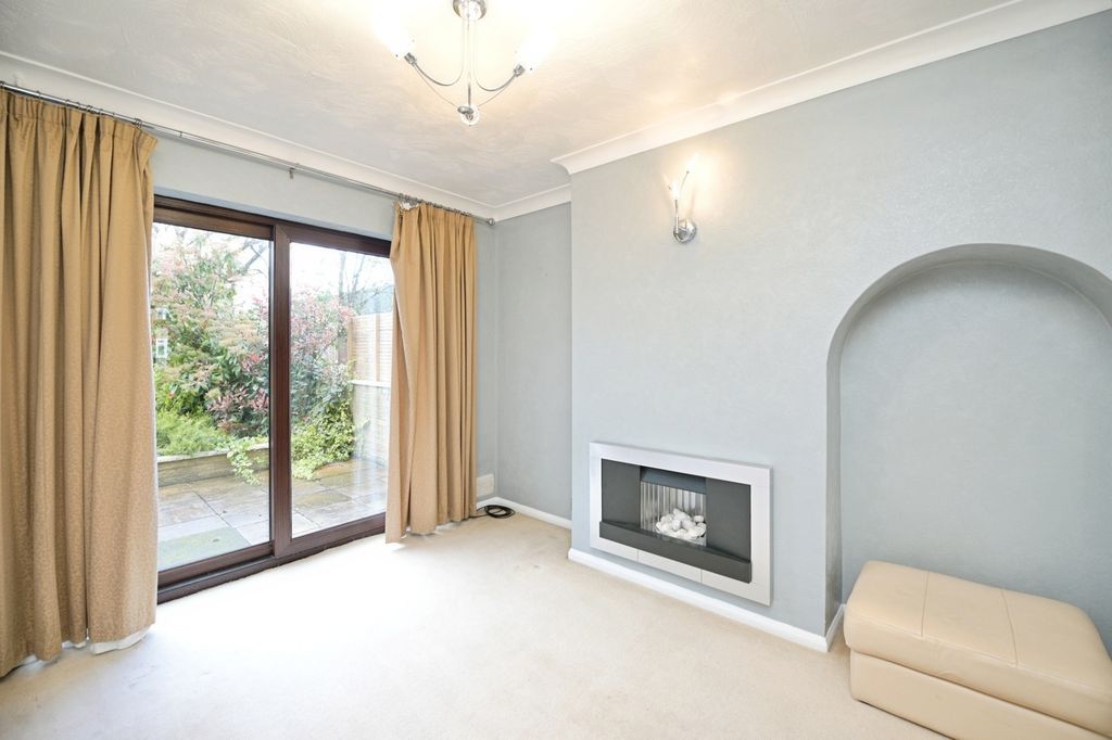 Property photo 3 of 20 Pbox-Img.Jpg