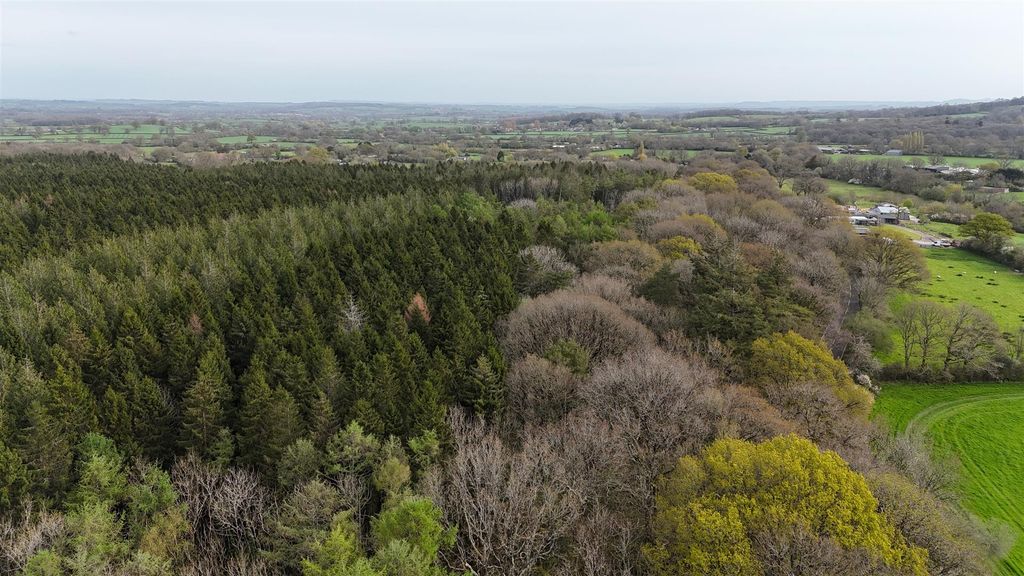 Property photo 1 of 7 2.Jpg