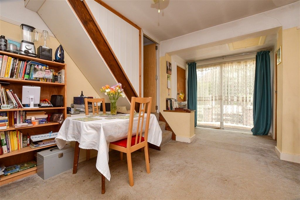 Property photo 2 of 9 Entrance Hall