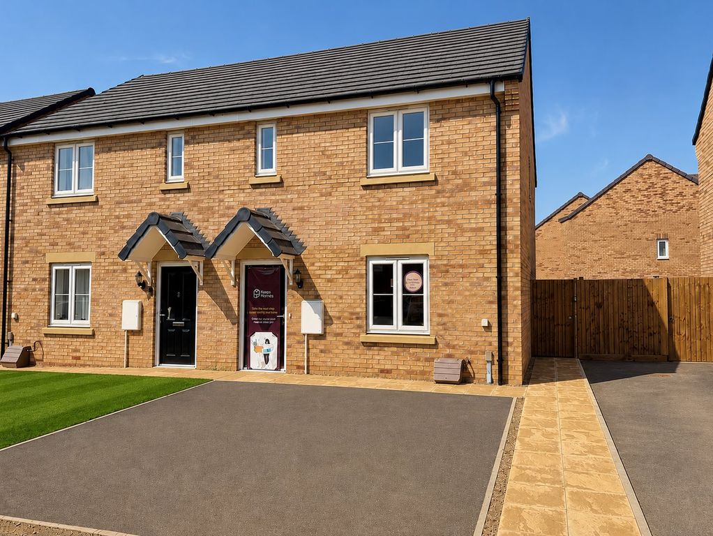 Property photo 1 of 10 Plot 514