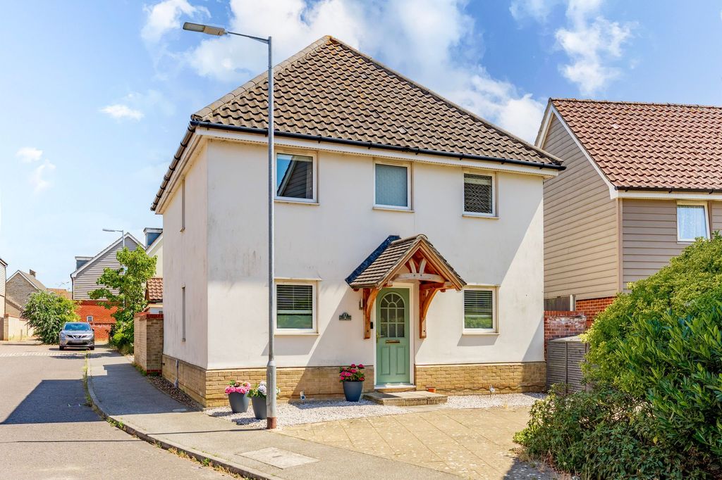 Property photo 1 of 19