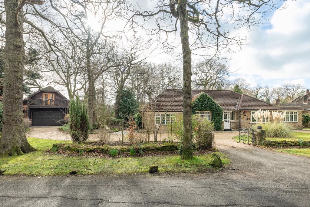 Property photo 1 of 25