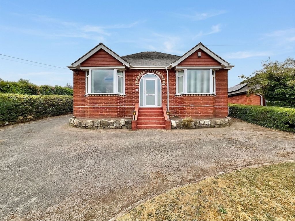 Property photo 1 of 32