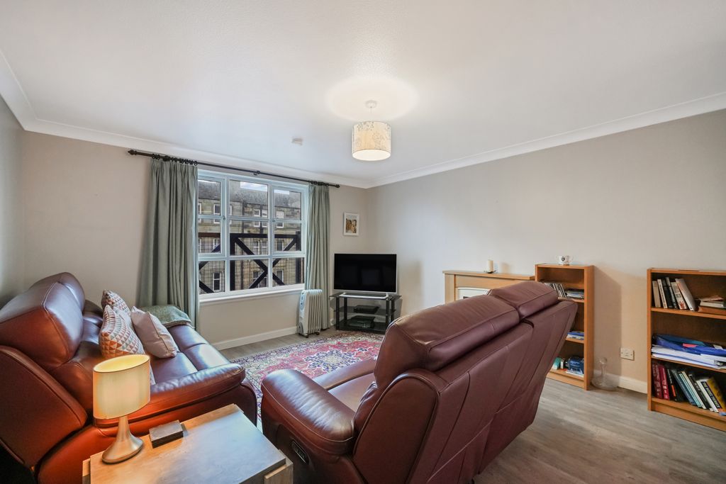 Property photo 3 of 11 Property Image 3