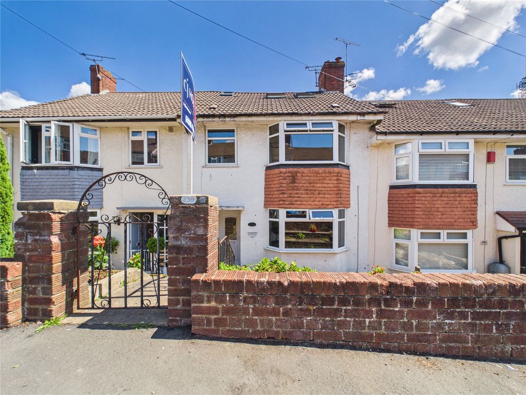 Property photo 1 of 37 Picture No. 69