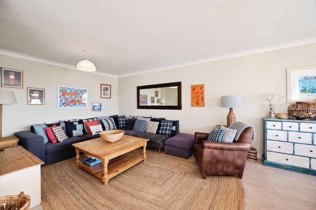 Property photo 2 of 36 Photo