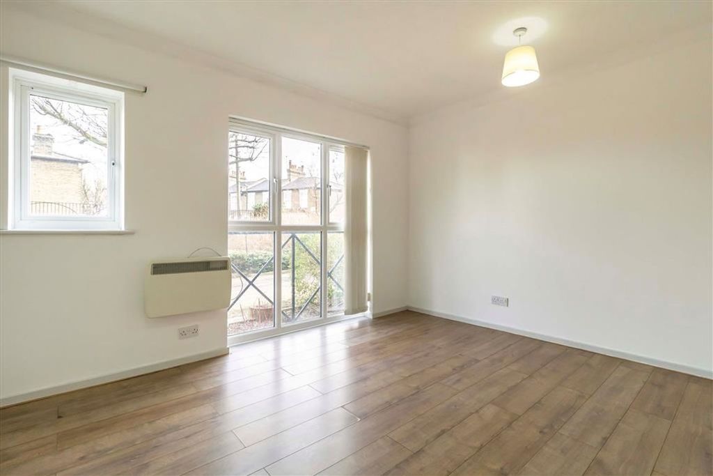 Property photo 3 of 4