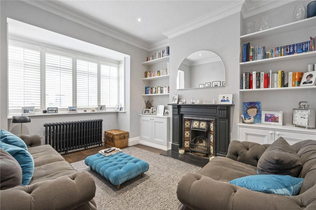 Property photo 2 of 17 Reception One