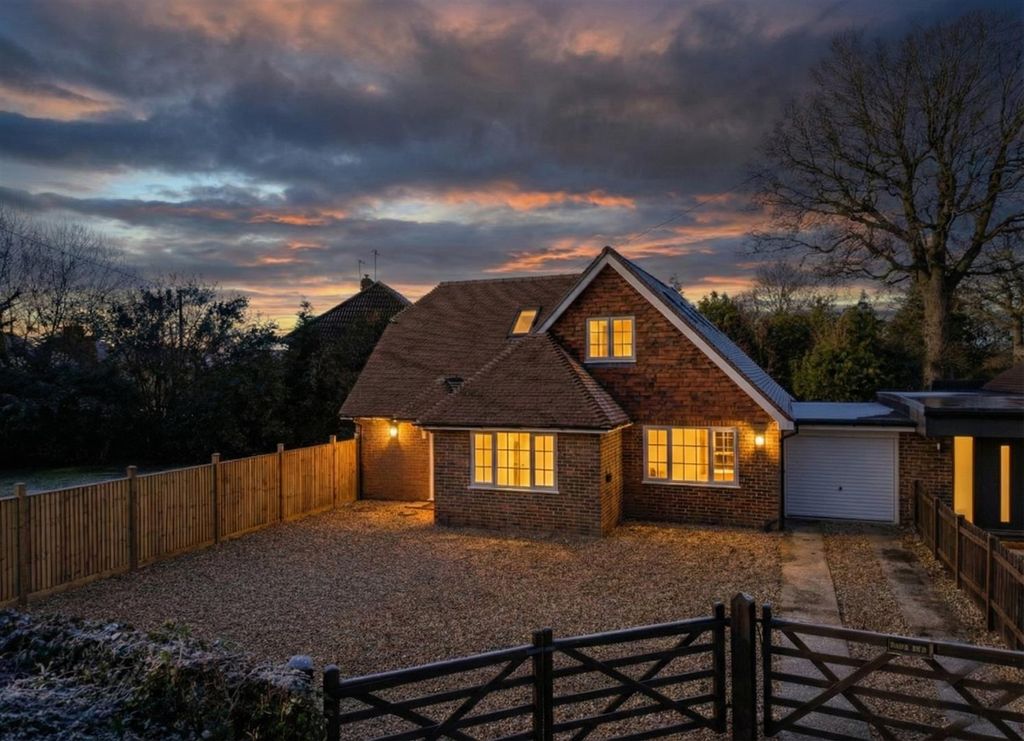 Property photo 1 of 21