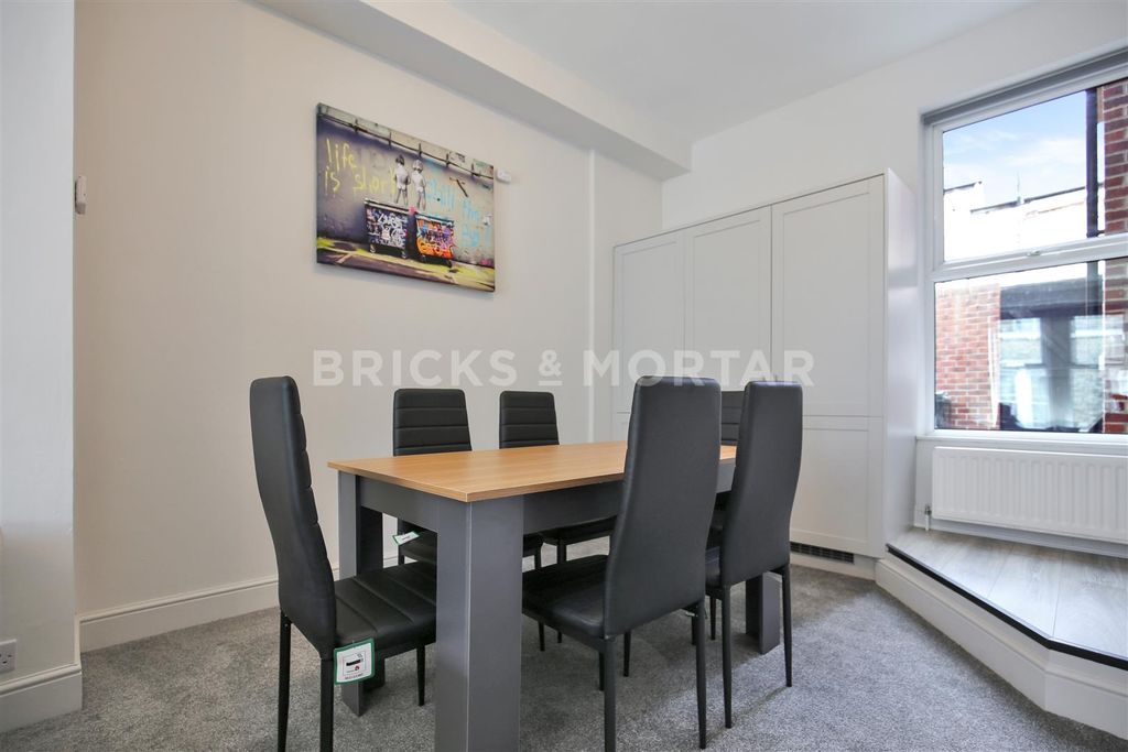 Property photo 2 of 12 Img_9630.Jpg