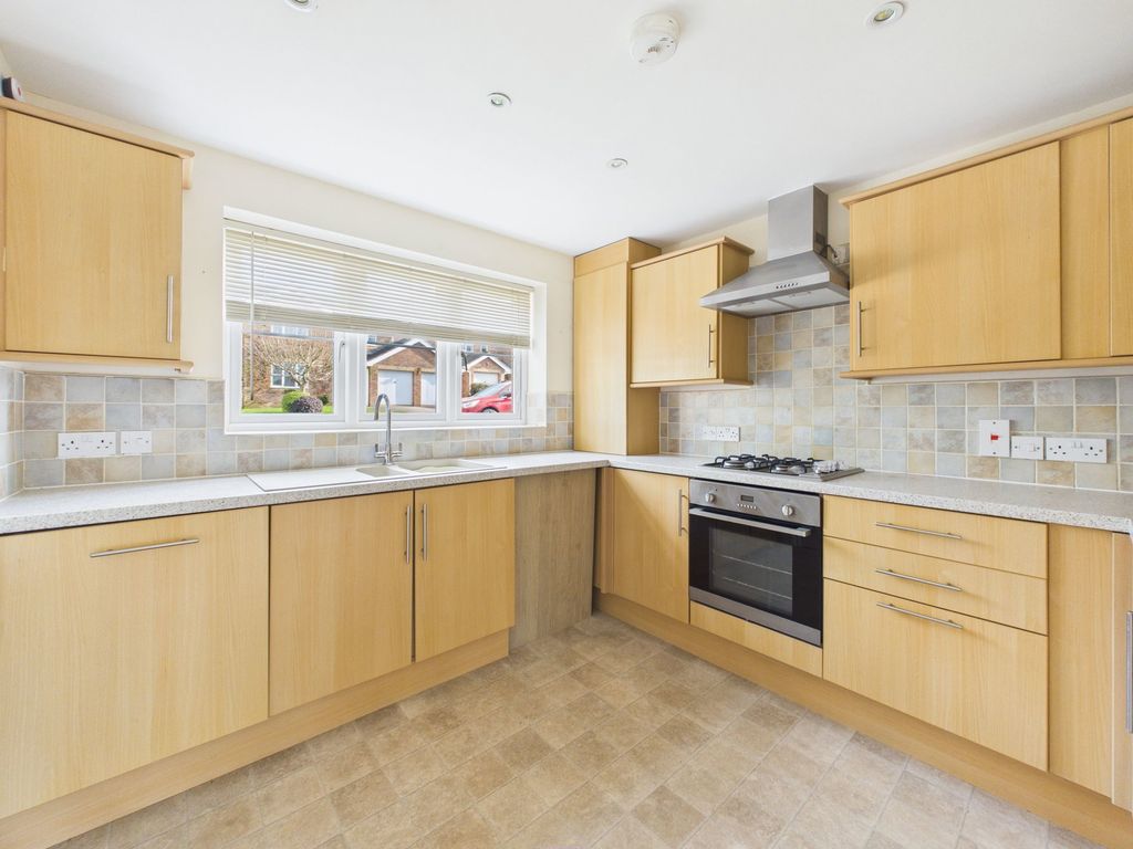 Property photo 2 of 17