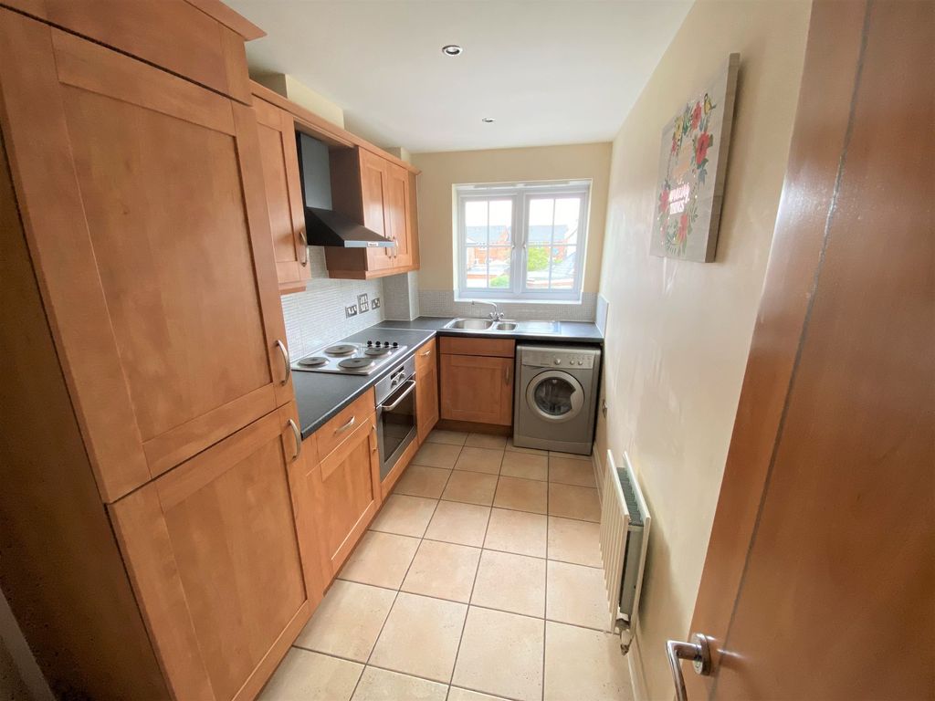 Property photo 3 of 9