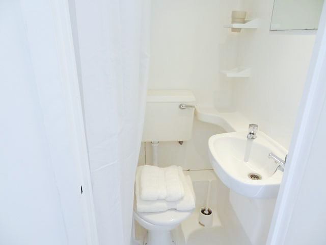 Property photo 2 of 7 Gallery