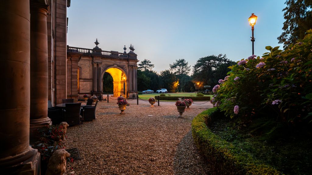 Property photo 3 of 23