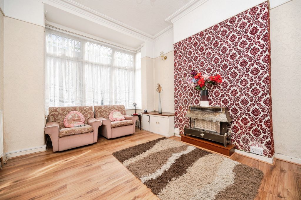 Property photo 3 of 16
