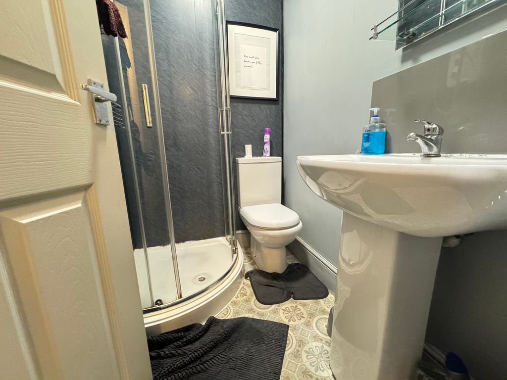 Property photo 3 of 7 Img_0879