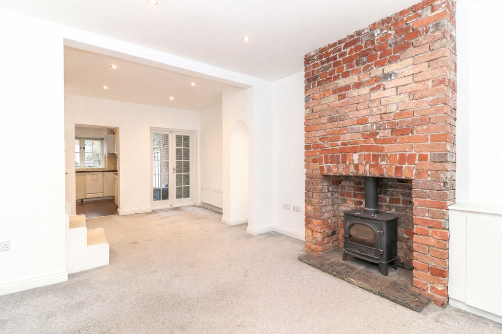 Property photo 2 of 19 Sitting/Dining Room