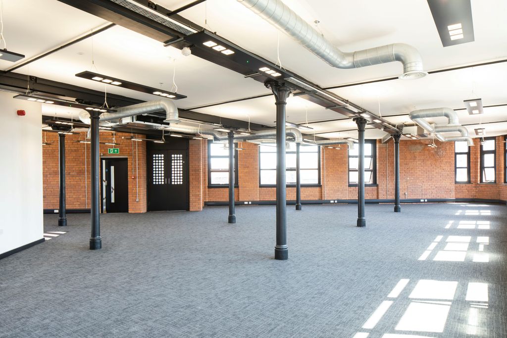 Property photo 3 of 10 Photo 4