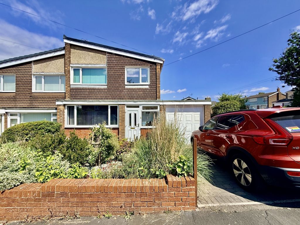 Property photo 1 of 12 Img_8835
