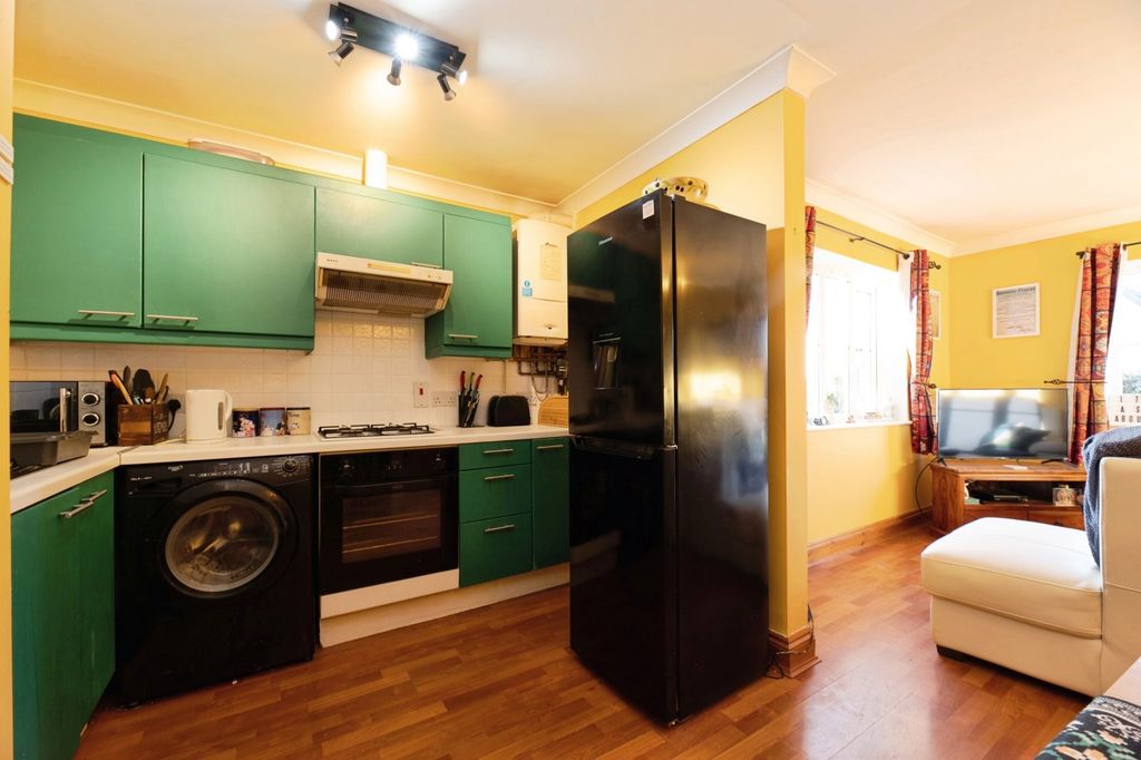 Property photo 3 of 13 Pbox-Img.Jpg