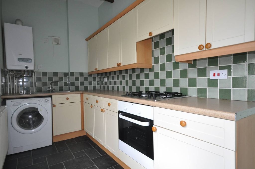 Property photo 2 of 11 Picture No. 04