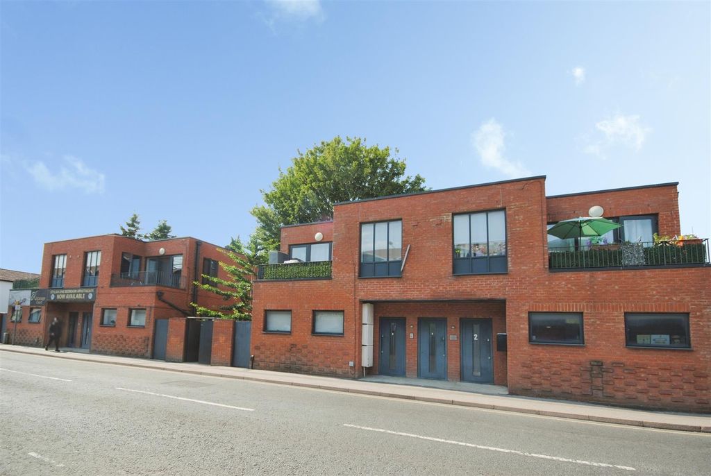 Property photo 1 of 2 F3d910d5-Front Vicarage 20rd.Jpg