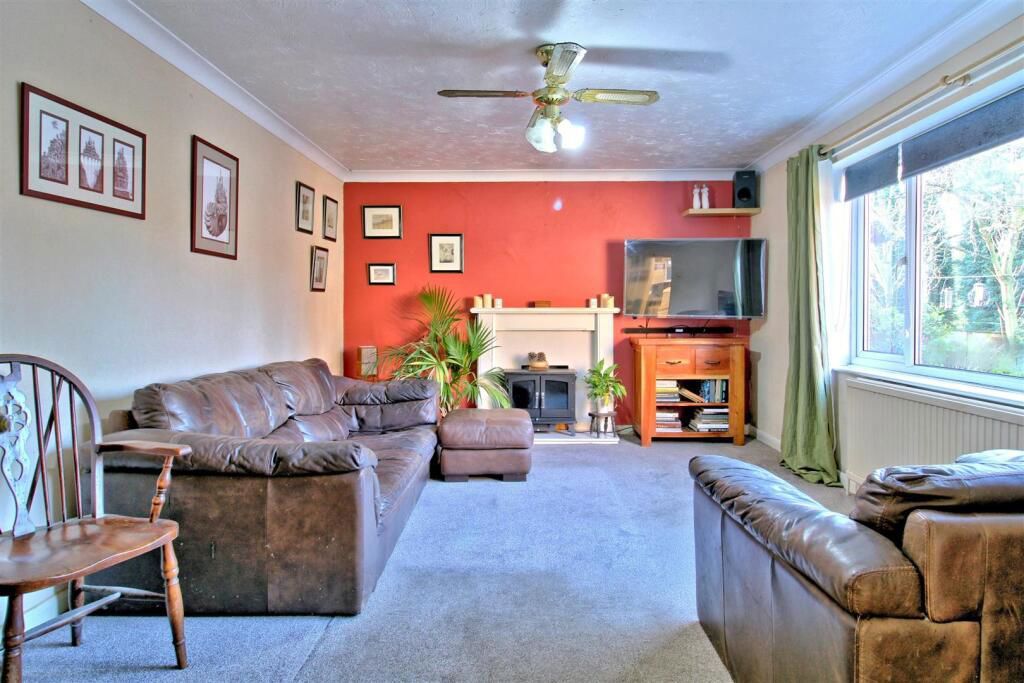 Property photo 2 of 29