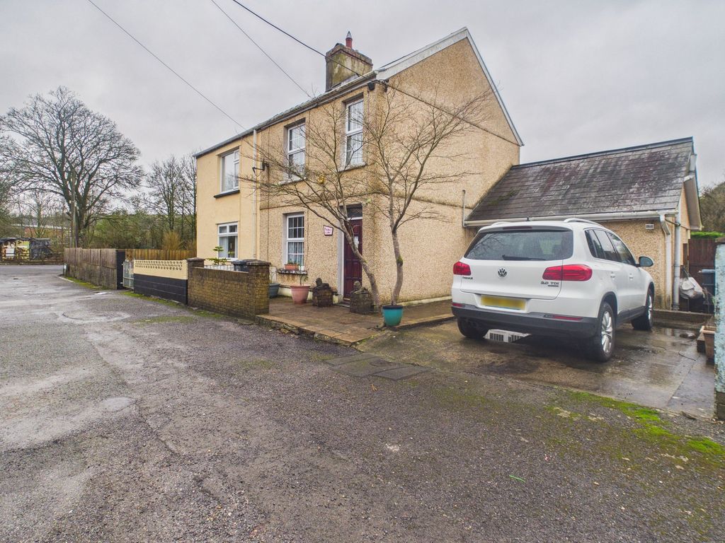 Property photo 1 of 35