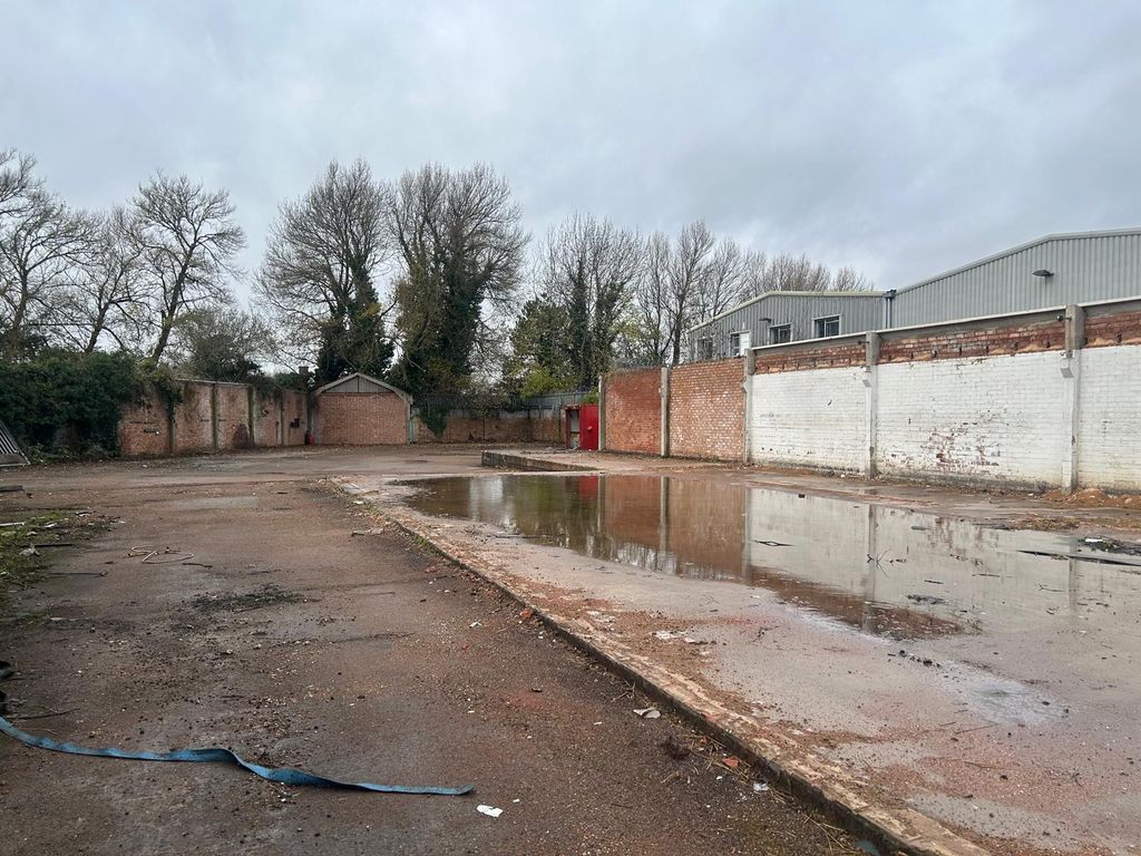 Property photo 2 of 4