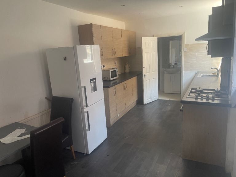 Property photo 2 of 4