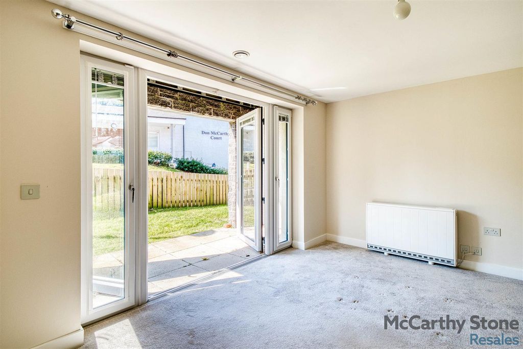 Property photo 3 of 18 Focal-Agent-Ref-1784588-34.Jpg
