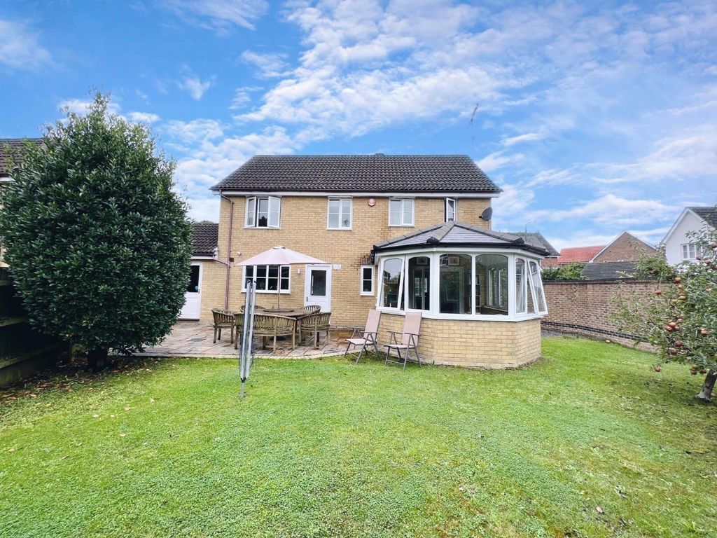Property photo 2 of 19