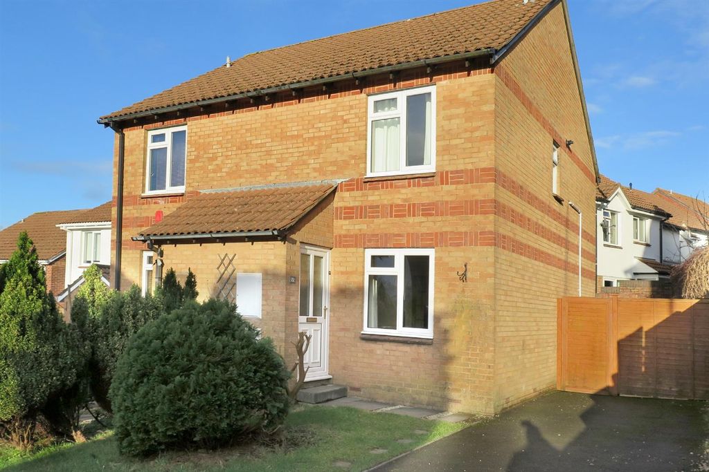Property photo 1 of 6